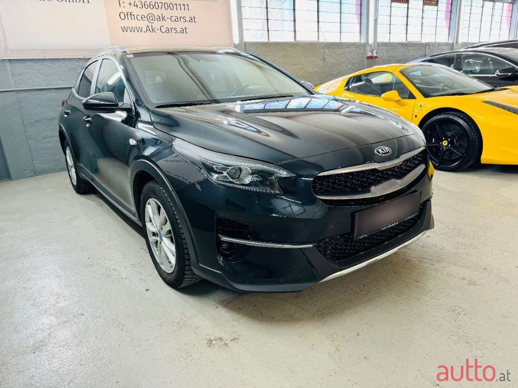 2021' Kia XCeed photo #3