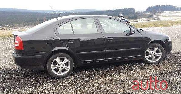 2005' Skoda Octavia photo #1