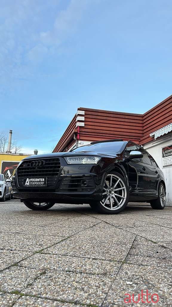 2017' Audi Q7 photo #3