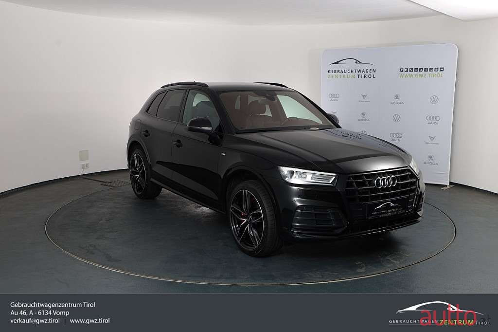 2021' Audi Q5 photo #3
