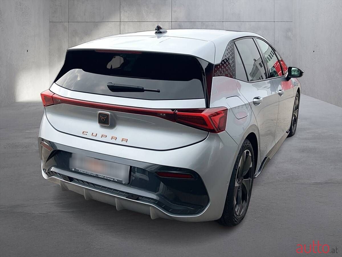 2024' Cupra Born photo #5