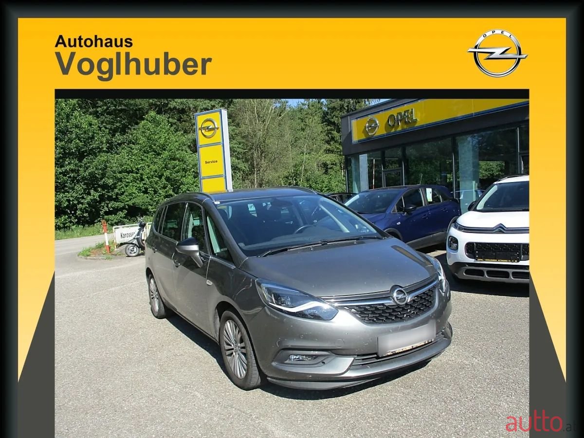 2017' Opel Zafira photo #2