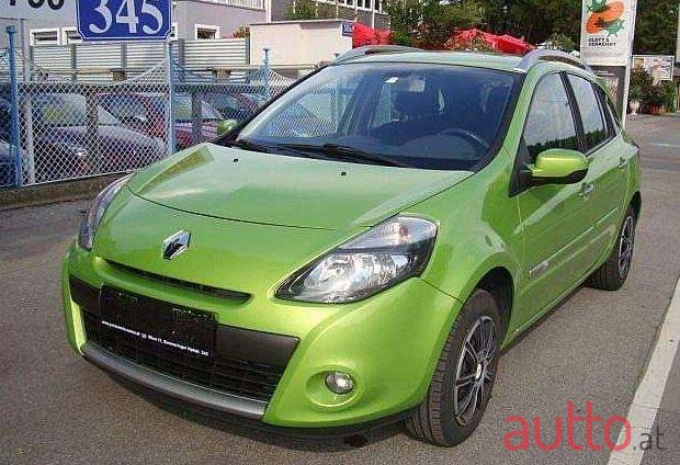 2009' Renault Clio photo #1