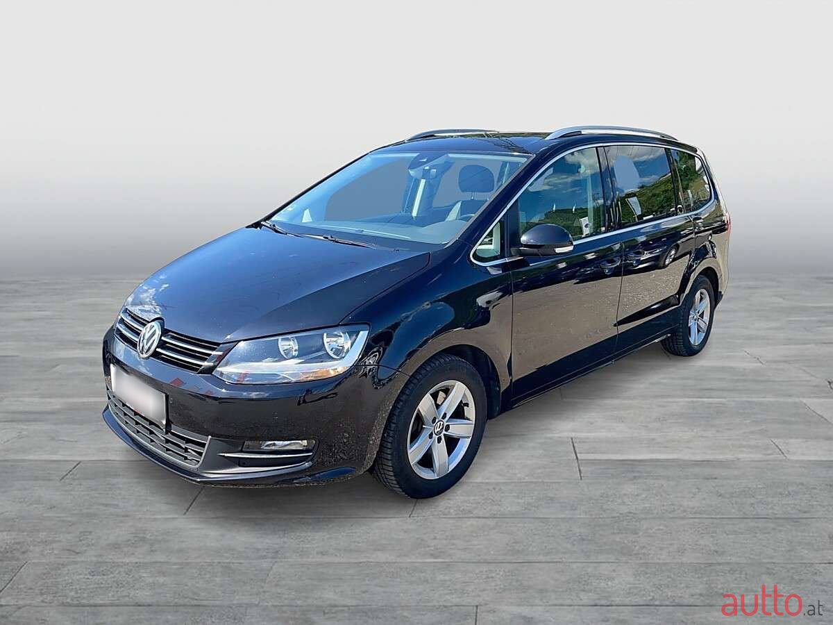 2019' Volkswagen Sharan photo #1