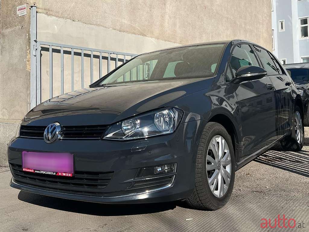 2016' Volkswagen Golf photo #2