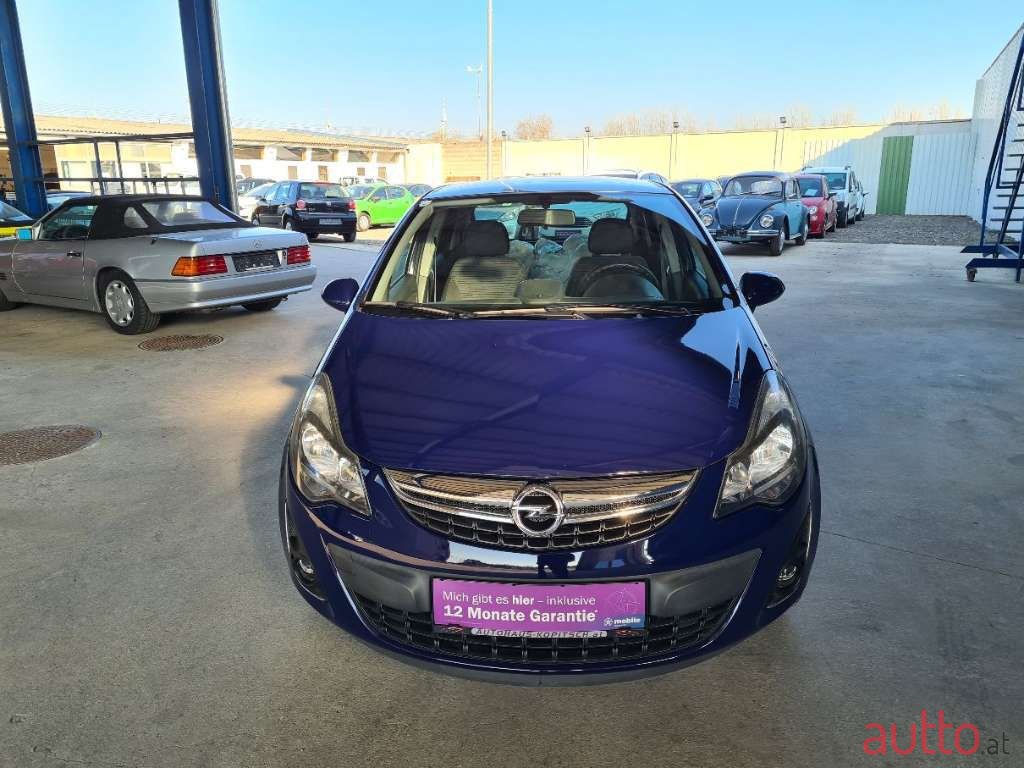 2014' Opel Corsa photo #2