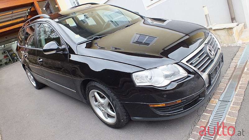 2008' Volkswagen Passat photo #4