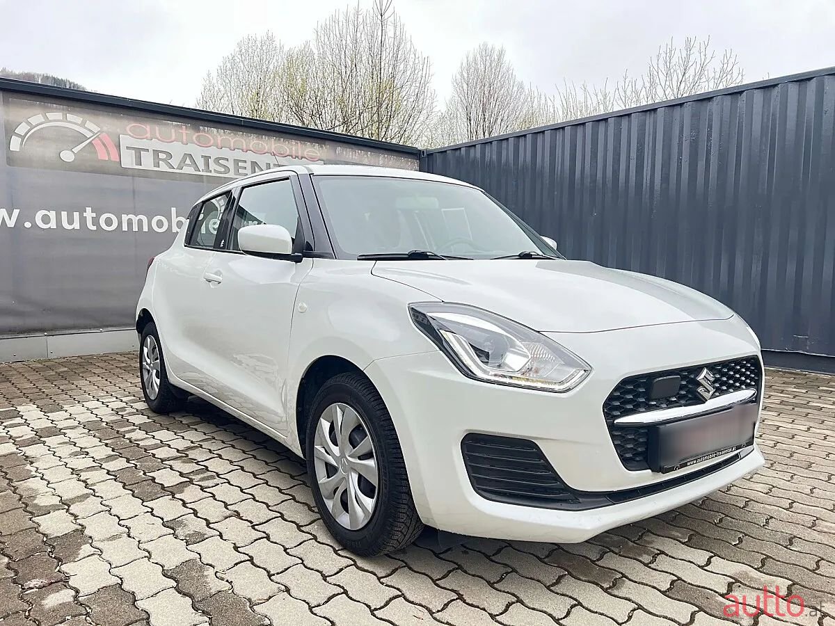 2020' Suzuki Swift photo #3