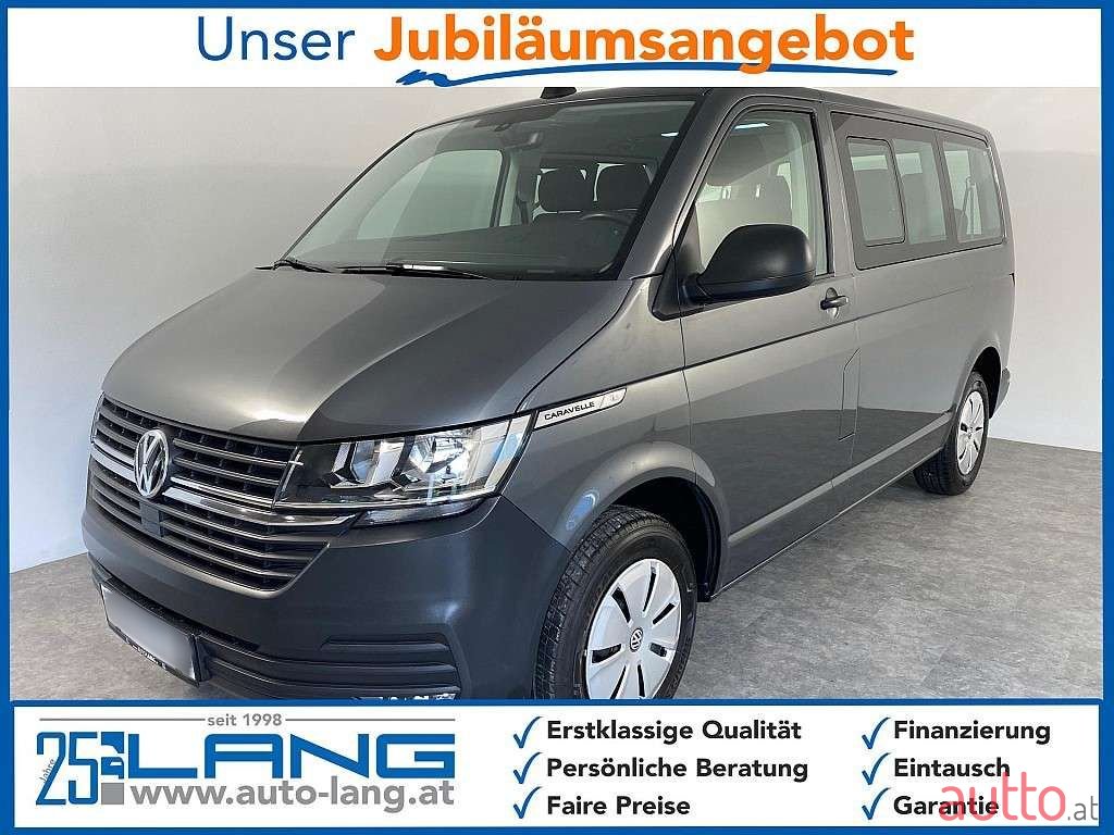 2022' Volkswagen Caravelle photo #1