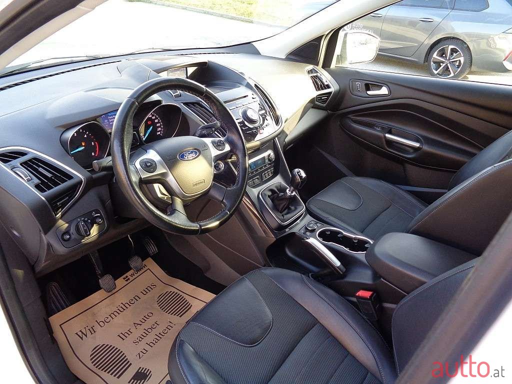 2016' Ford Kuga photo #6