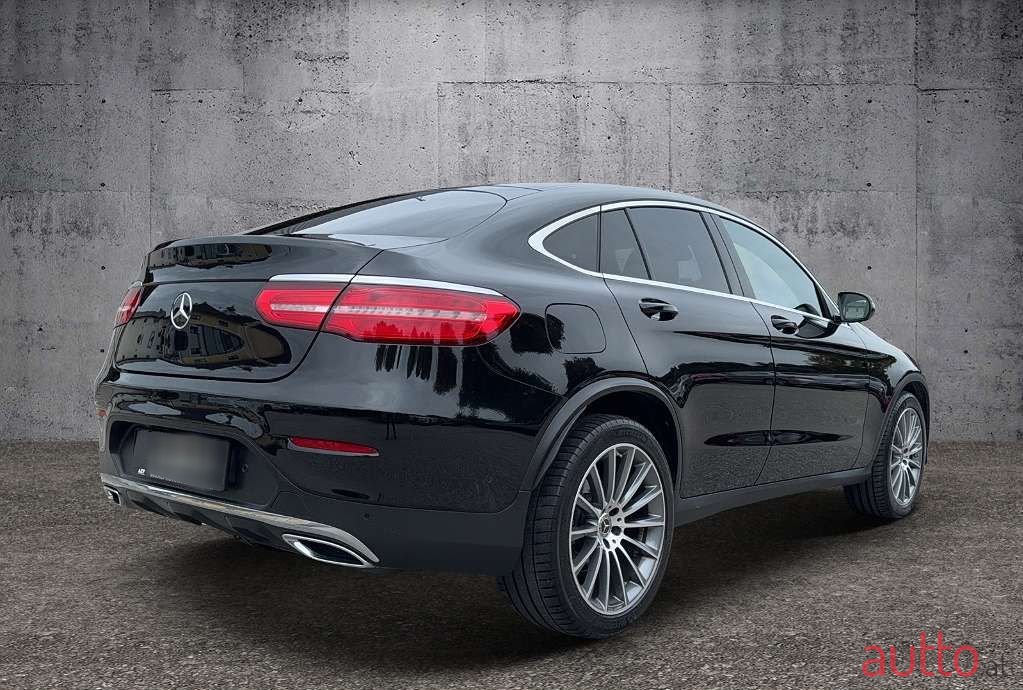 2017' Mercedes-Benz Glc-Klasse photo #4