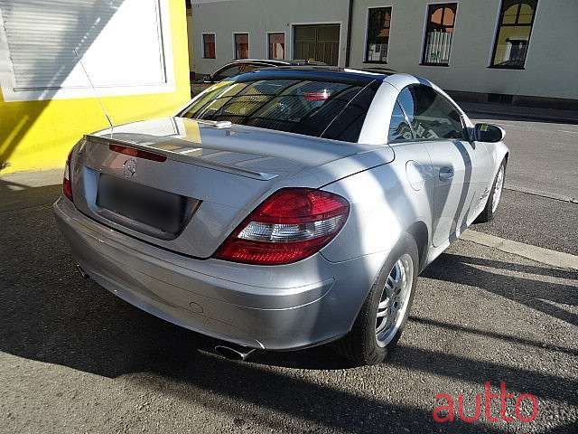 2004' Mercedes-Benz Slk-Klasse photo #4