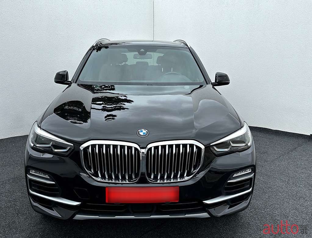 2020' BMW X5 photo #2