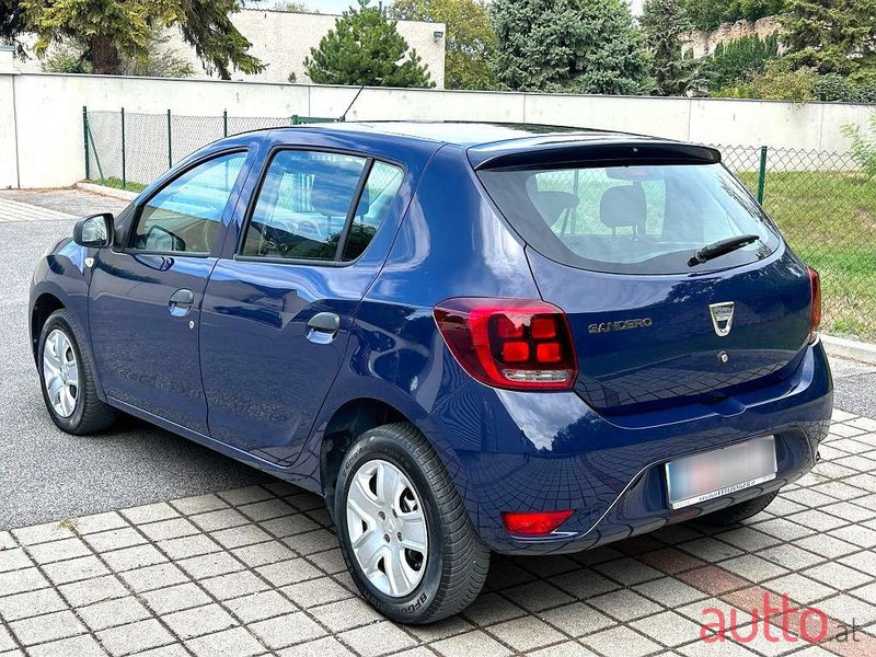 2020' Dacia Sandero photo #5