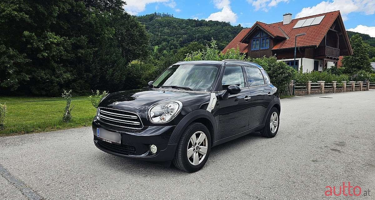 2017' MINI Countryman photo #1