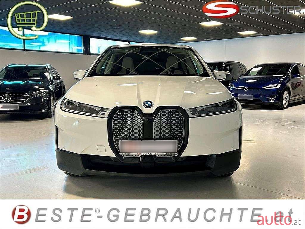 2022' BMW iX photo #1