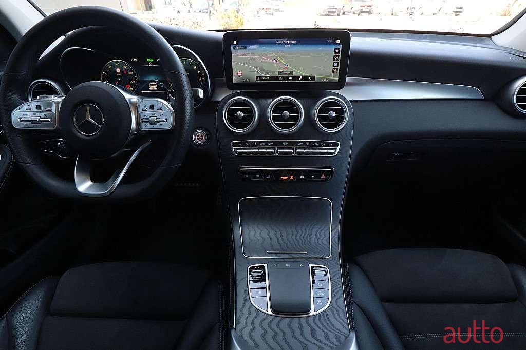 2020' Mercedes-Benz Glc-Klasse photo #5