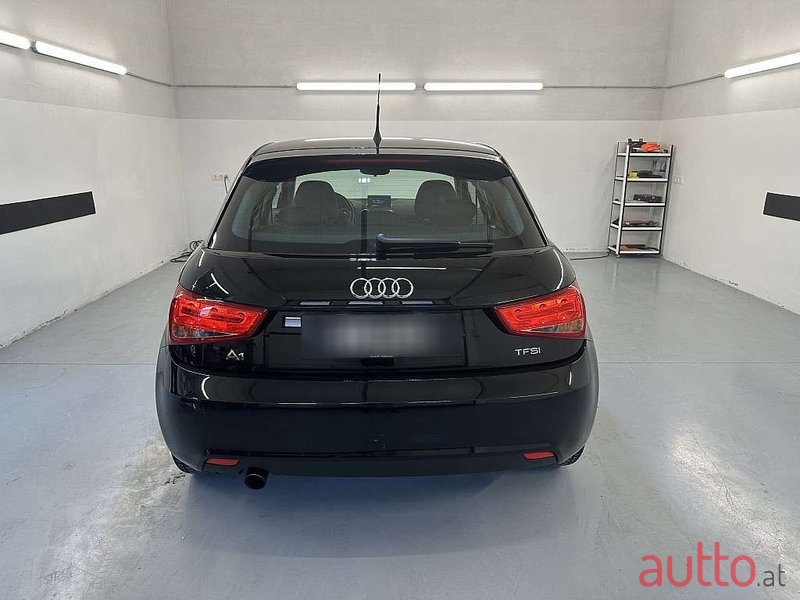 2015' Audi A1 photo #6