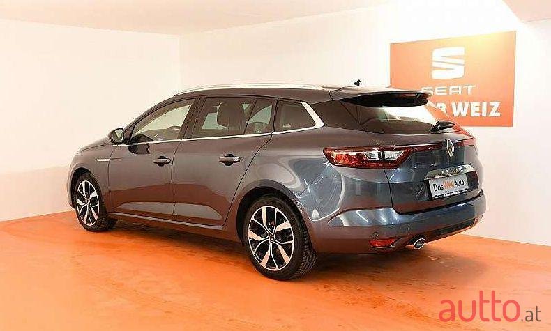 2019' Renault Megane photo #1