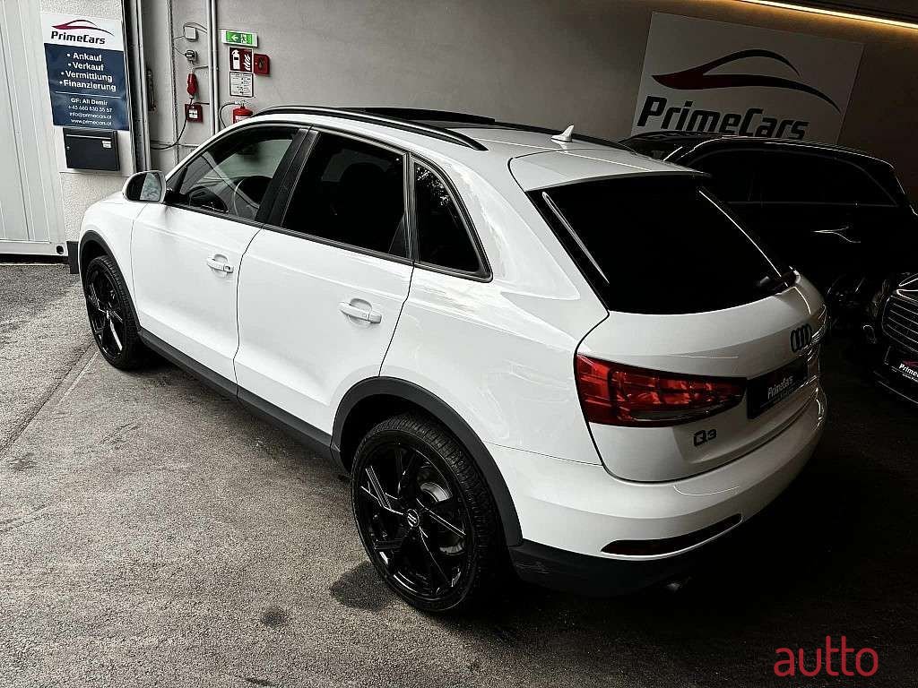 2013' Audi Q3 photo #6