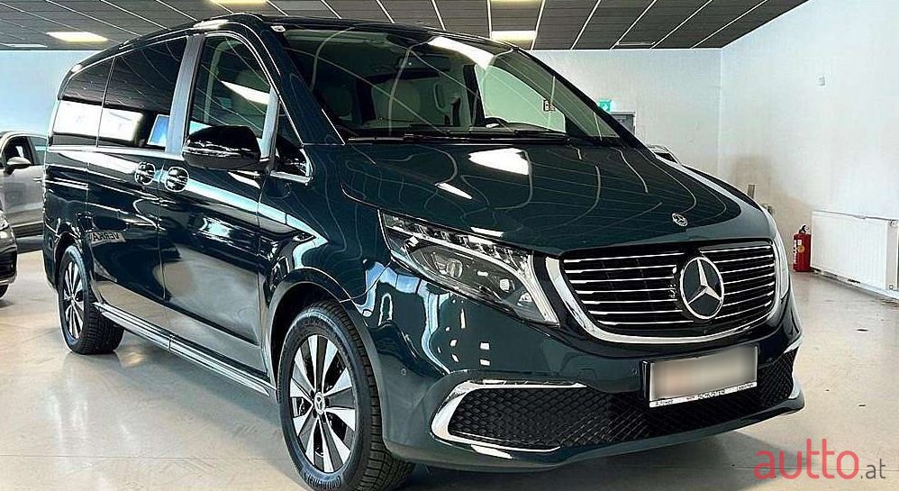 2023' Mercedes-Benz EQV photo #1