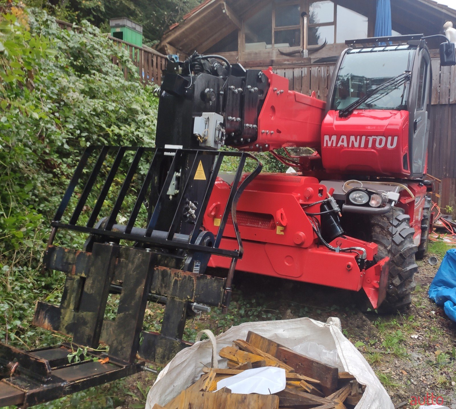 2017' Manitou photo #2