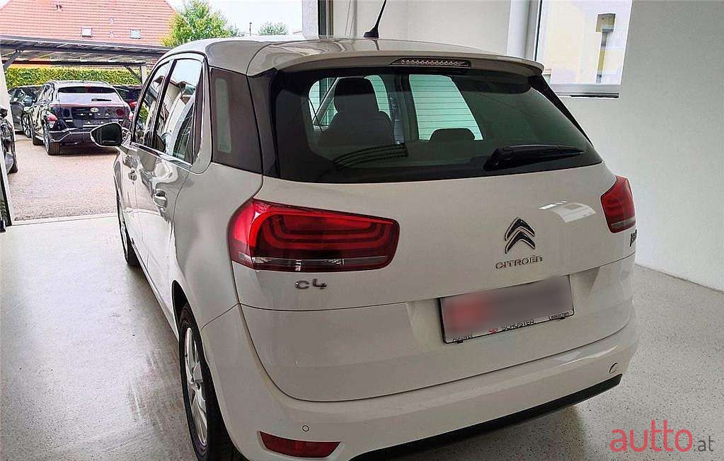 2017' Citroen C4 Picasso photo #4
