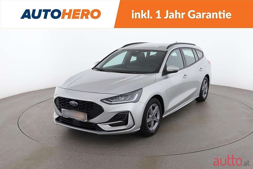 2022' Ford Focus photo #1