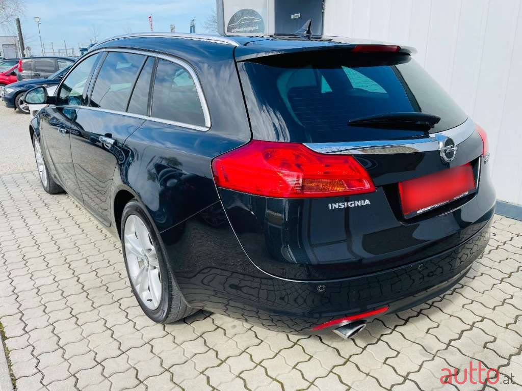 2012' Opel Insignia photo #4