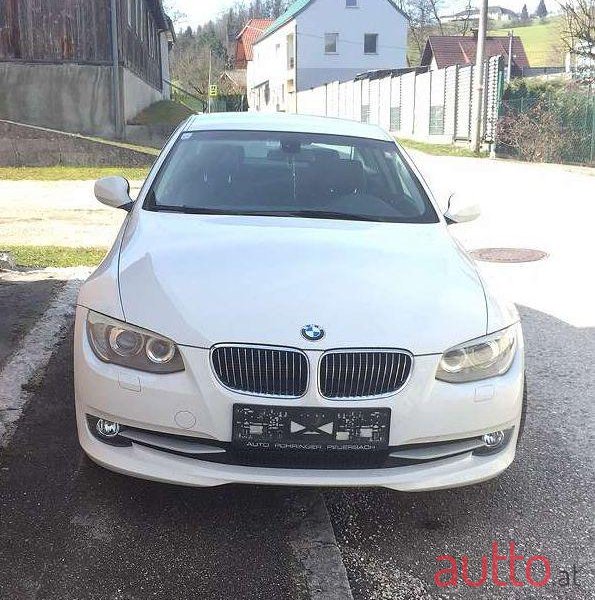 2010' BMW 3Er-Reihe photo #1