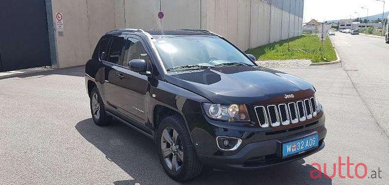 2014' Jeep Compass photo #2