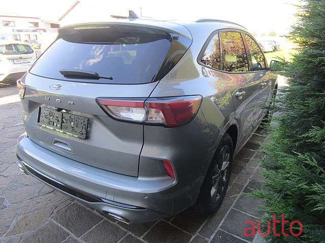 2022' Ford Kuga photo #3