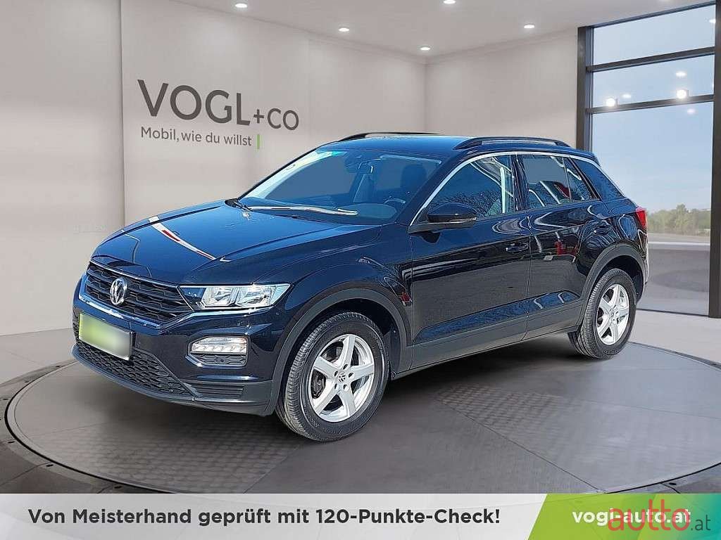 2018' Volkswagen T-Roc photo #1