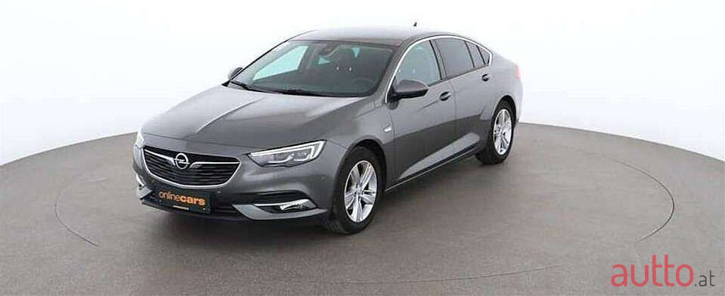 2018' Opel Insignia photo #1