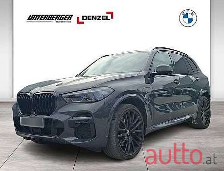 2022' BMW X5 photo #1