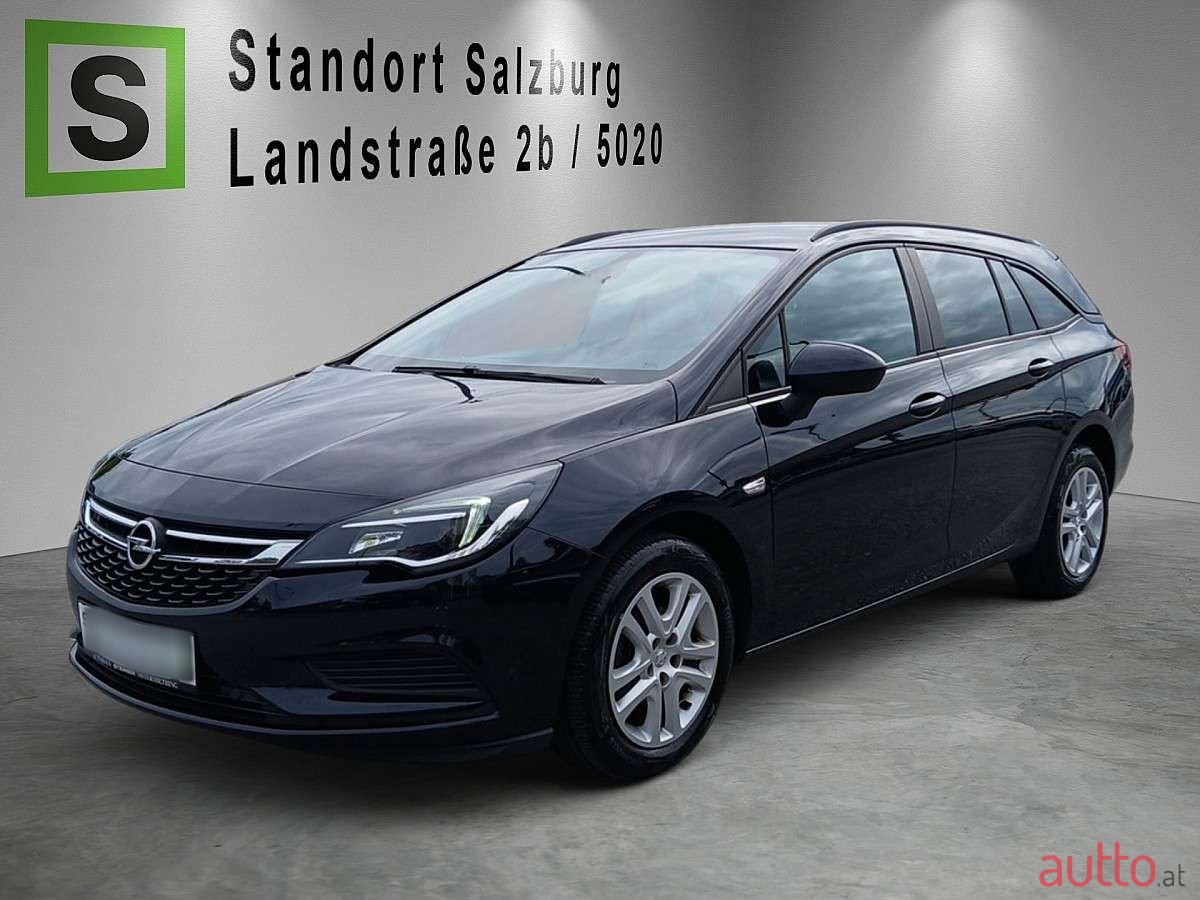 2018' Opel Astra photo #2