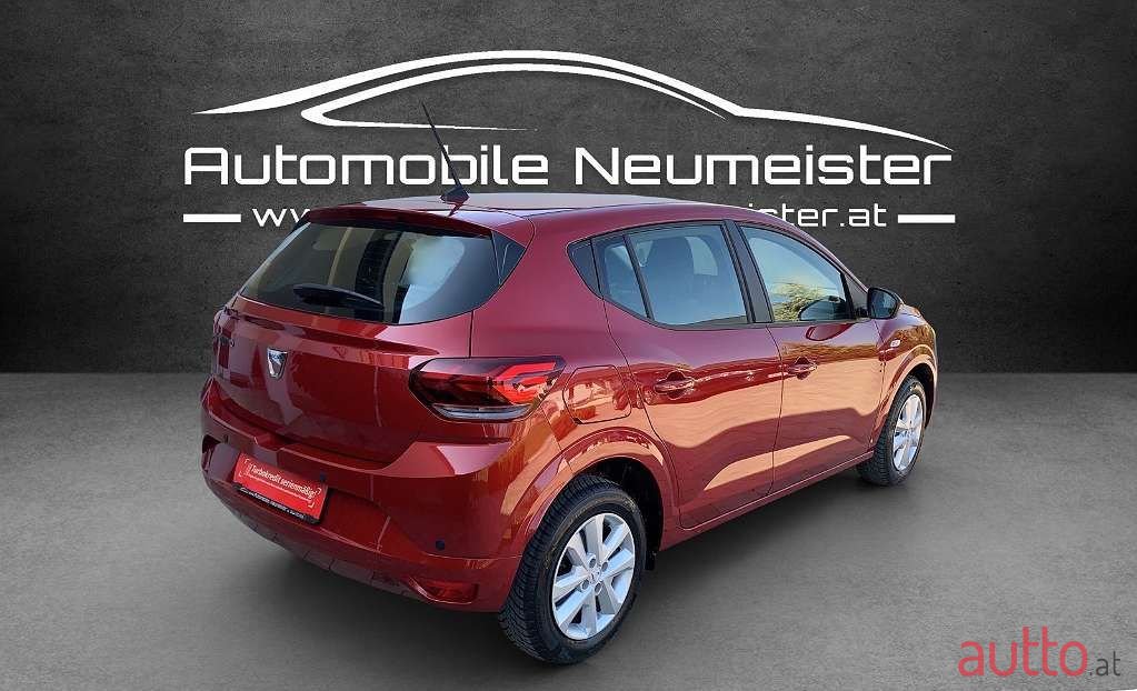 2021' Dacia Sandero photo #2