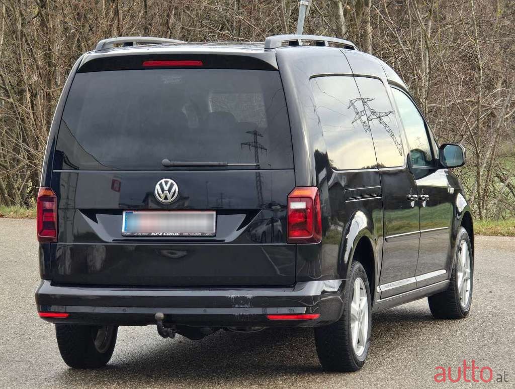 2019' Volkswagen Caddy photo #4