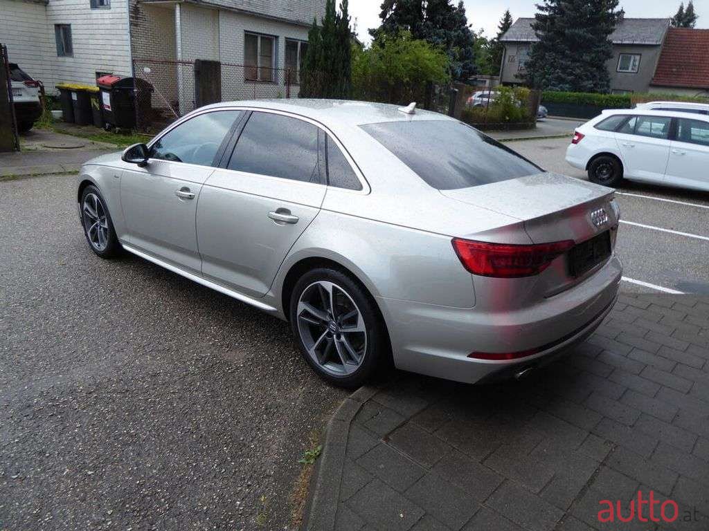 2017' Audi A4 photo #3