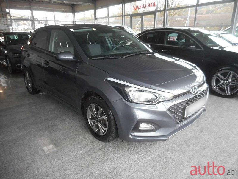 2019' Hyundai i20 photo #3