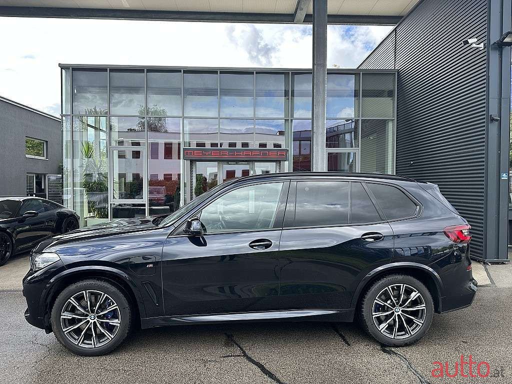 2021' BMW X5 photo #6