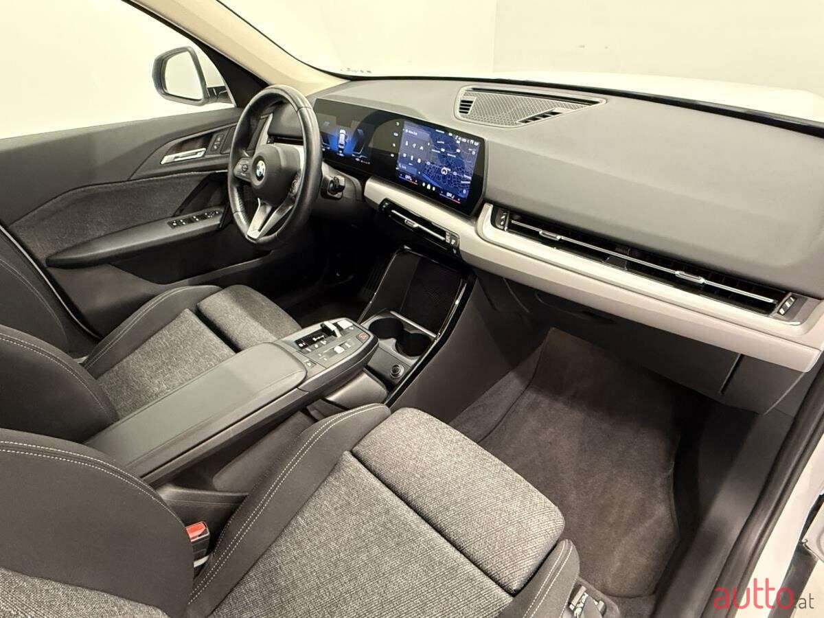 2024' BMW X1 photo #5