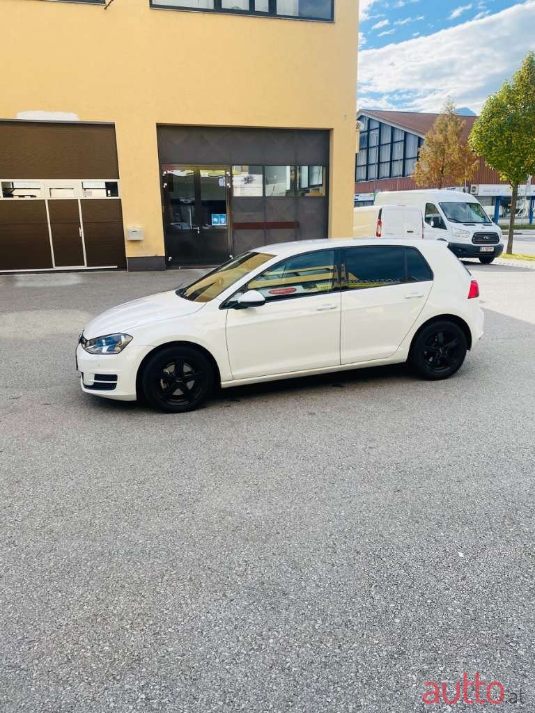 2014' Volkswagen Golf photo #5