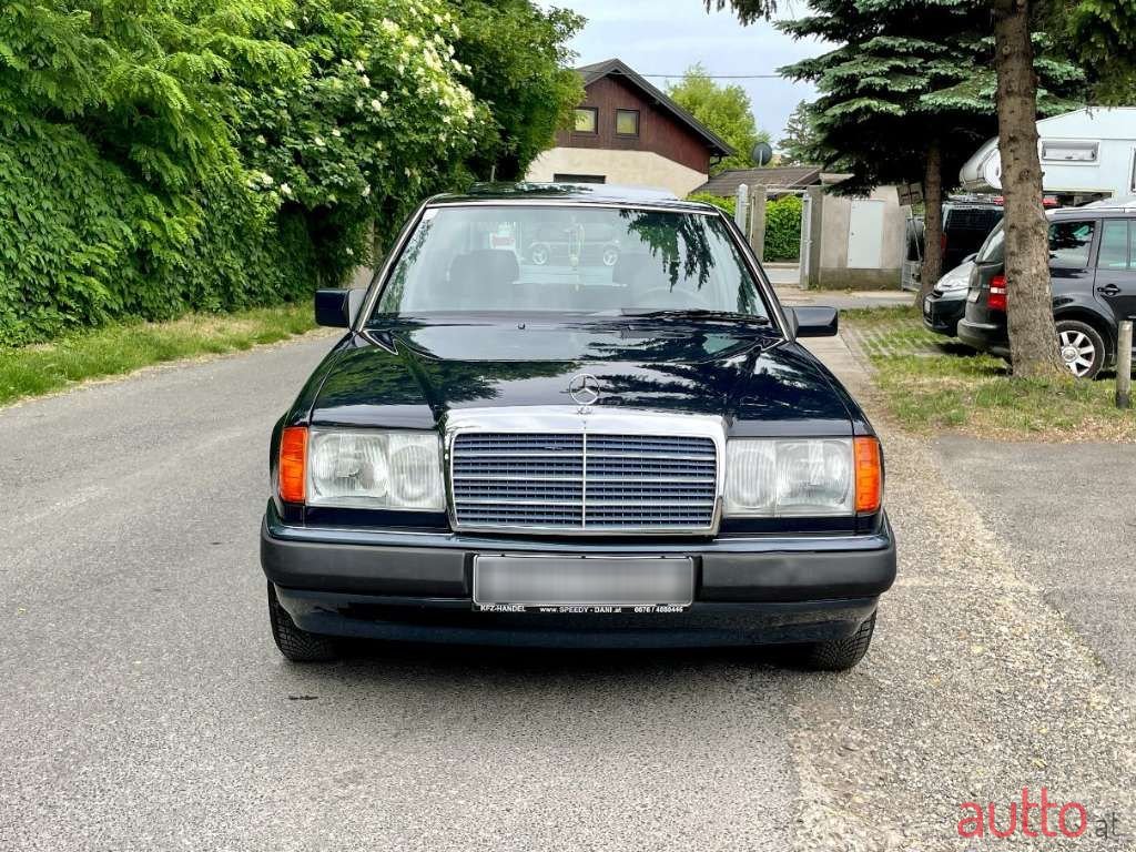 1990' Mercedes-Benz E-Klasse photo #4