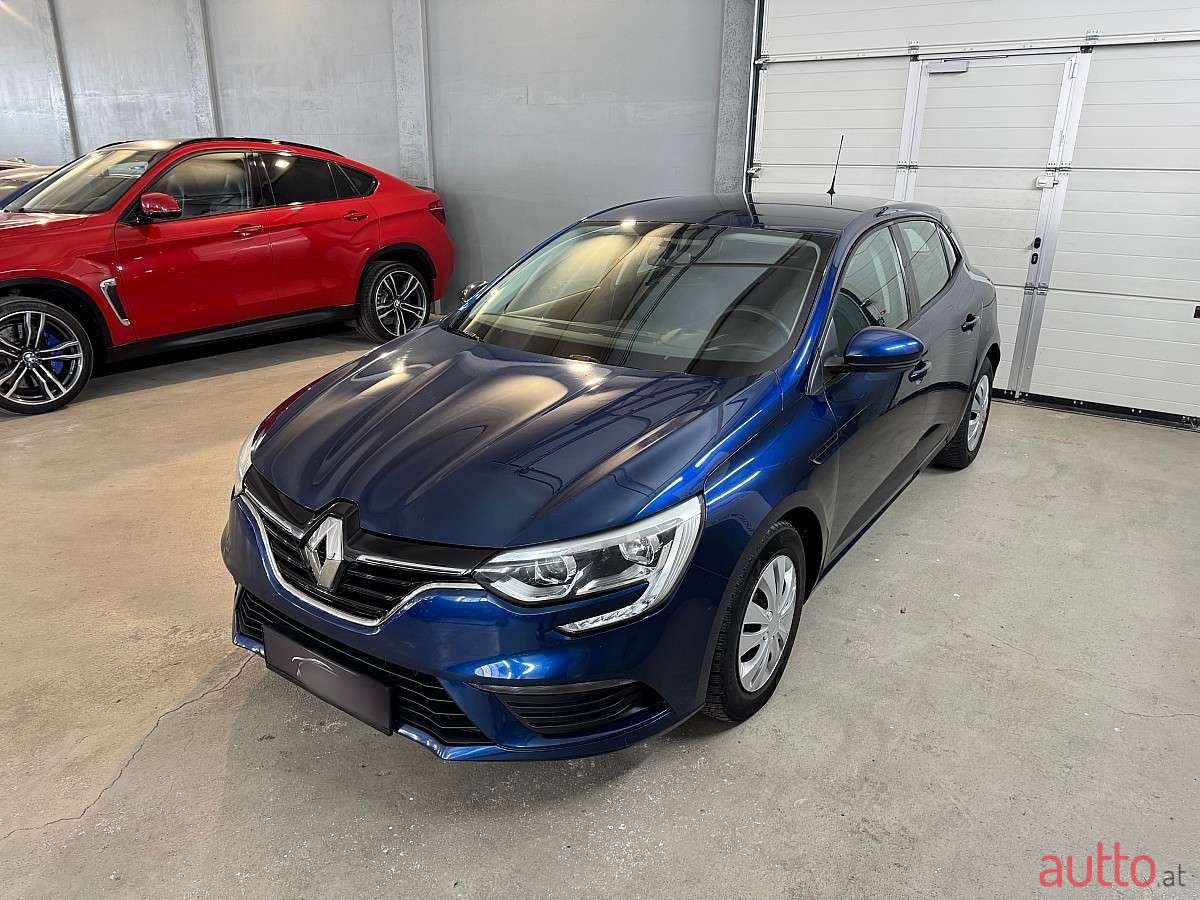 2017' Renault Megane photo #5