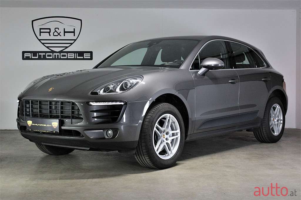2015' Porsche Macan photo #1