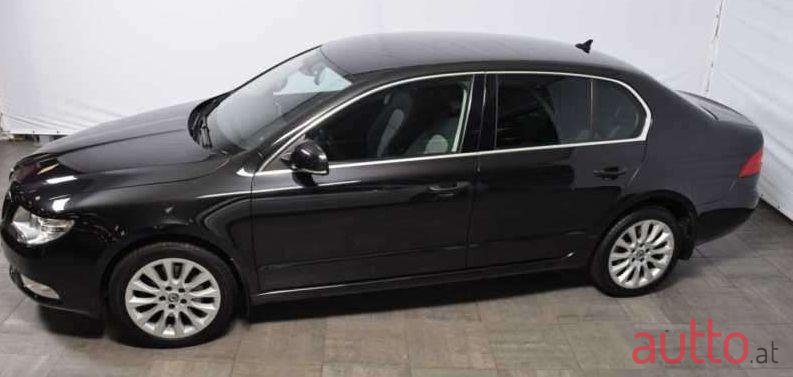 2013' Skoda Superb photo #1