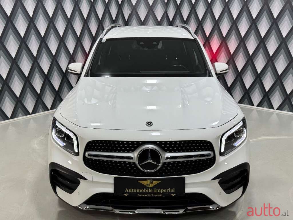 2021' Mercedes-Benz GLB photo #5