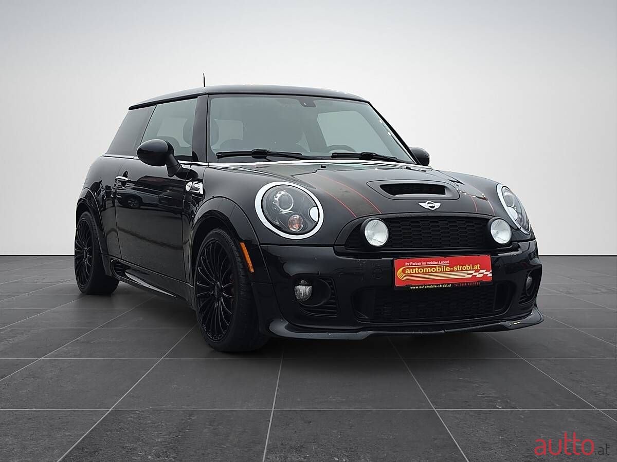 2011' MINI Mini photo #2