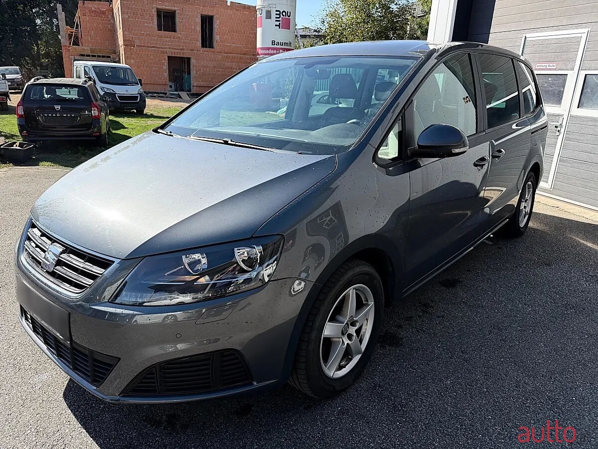2016' SEAT Alhambra photo #3
